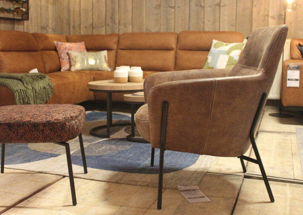 lisanne,fauteuil,het,anker,meubelen,africa,leder,kubus,wonen,culemborg,fauteuils,hockers,poef,afrika,leer,