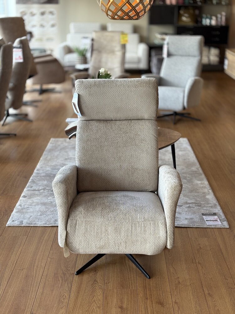 milan, relaxfauteuil, stof, desert, kubus, wonen, culemborg, relax, fauteuils