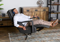 kronos-relaxfauteuils-3motoren-sta-op-stoel-zeus-kubus-wonen-culemborg 