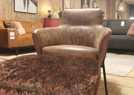 lisanne,fauteuil,het,anker,meubelen,africa,leder,kubus,wonen,culemborg,fauteuils,hockers,poef,afrika,leer, 