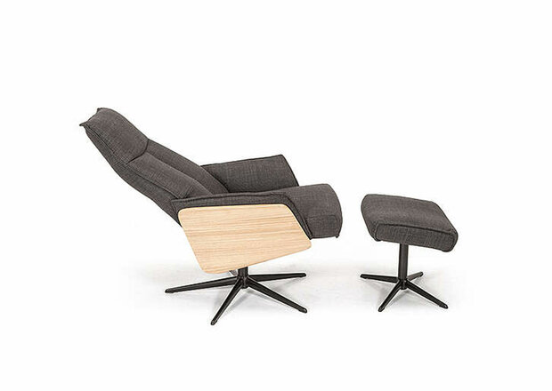 Fauteuil-aura-kubus-wonen-culemborg-Hjort-knudsen-fauteuils-draaistoelen-stoel-draaistoel 