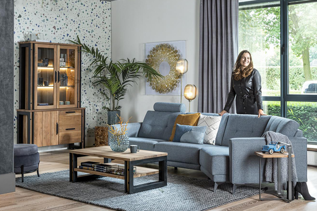 Makalu,kasten,programma,wooncollectie,woonprogramma,makalu,kikar,kikarhout,nerven,warme,uitstraling,india,houttint,sfeervol,kas